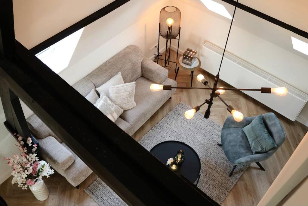 Celina'S Loft Apartment Бреда Екстериор снимка