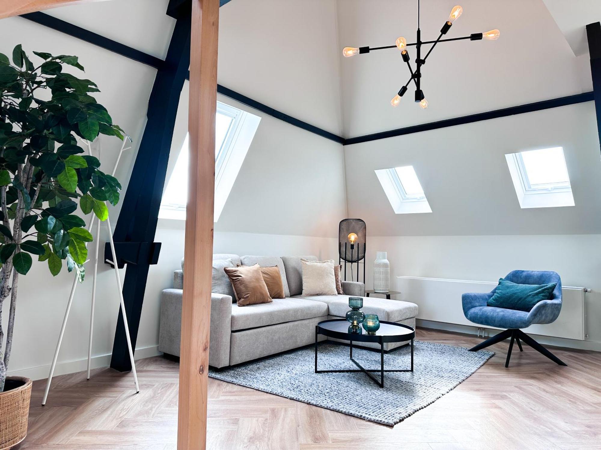 Celina'S Loft Apartment Бреда Екстериор снимка