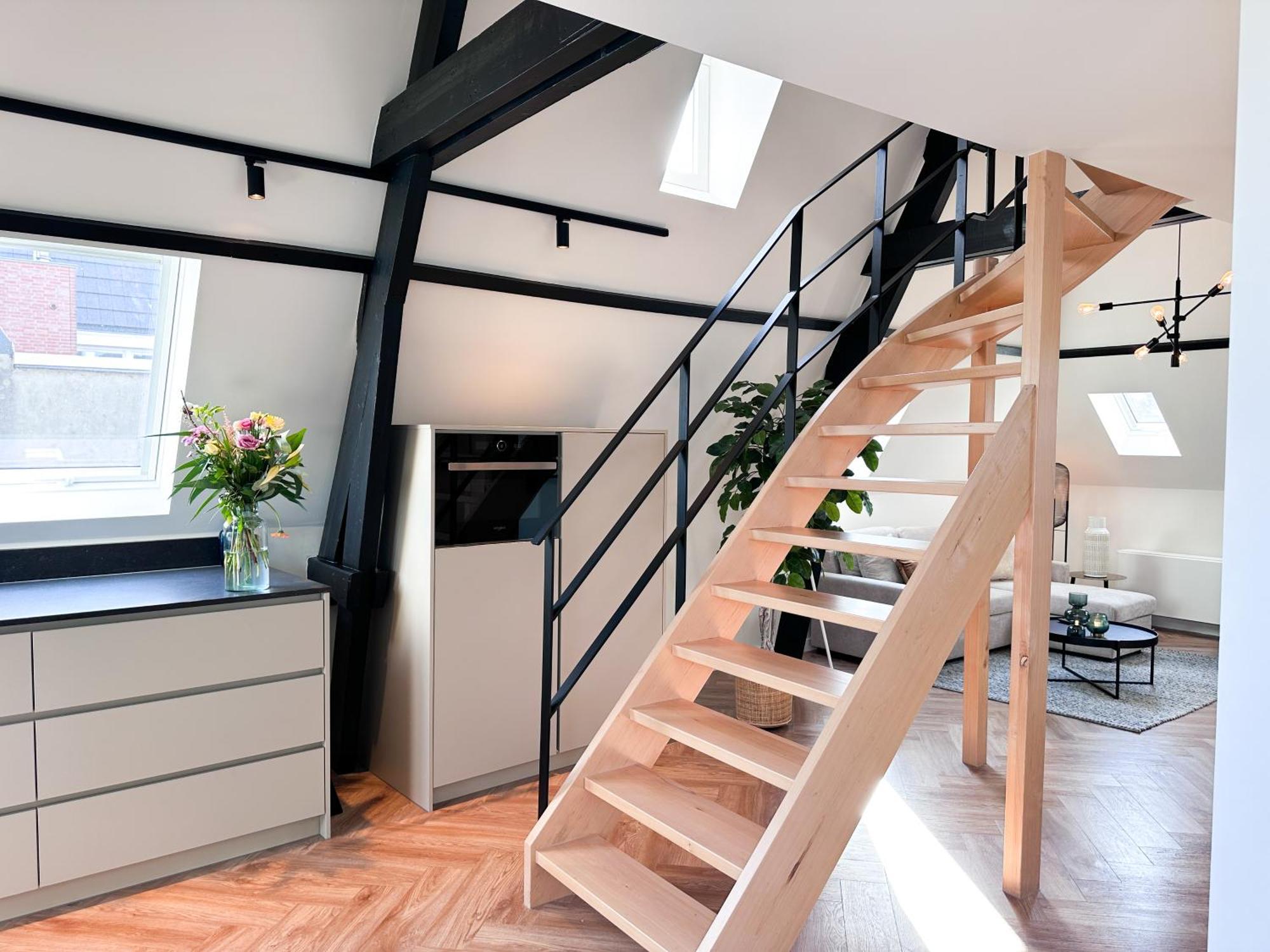 Celina'S Loft Apartment Бреда Екстериор снимка